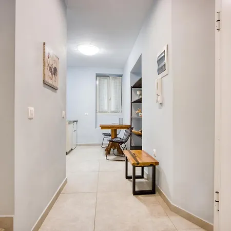 Bentzi...Boutique Apartment In Pangrati, Superior Suite Atény Exteriér fotografie